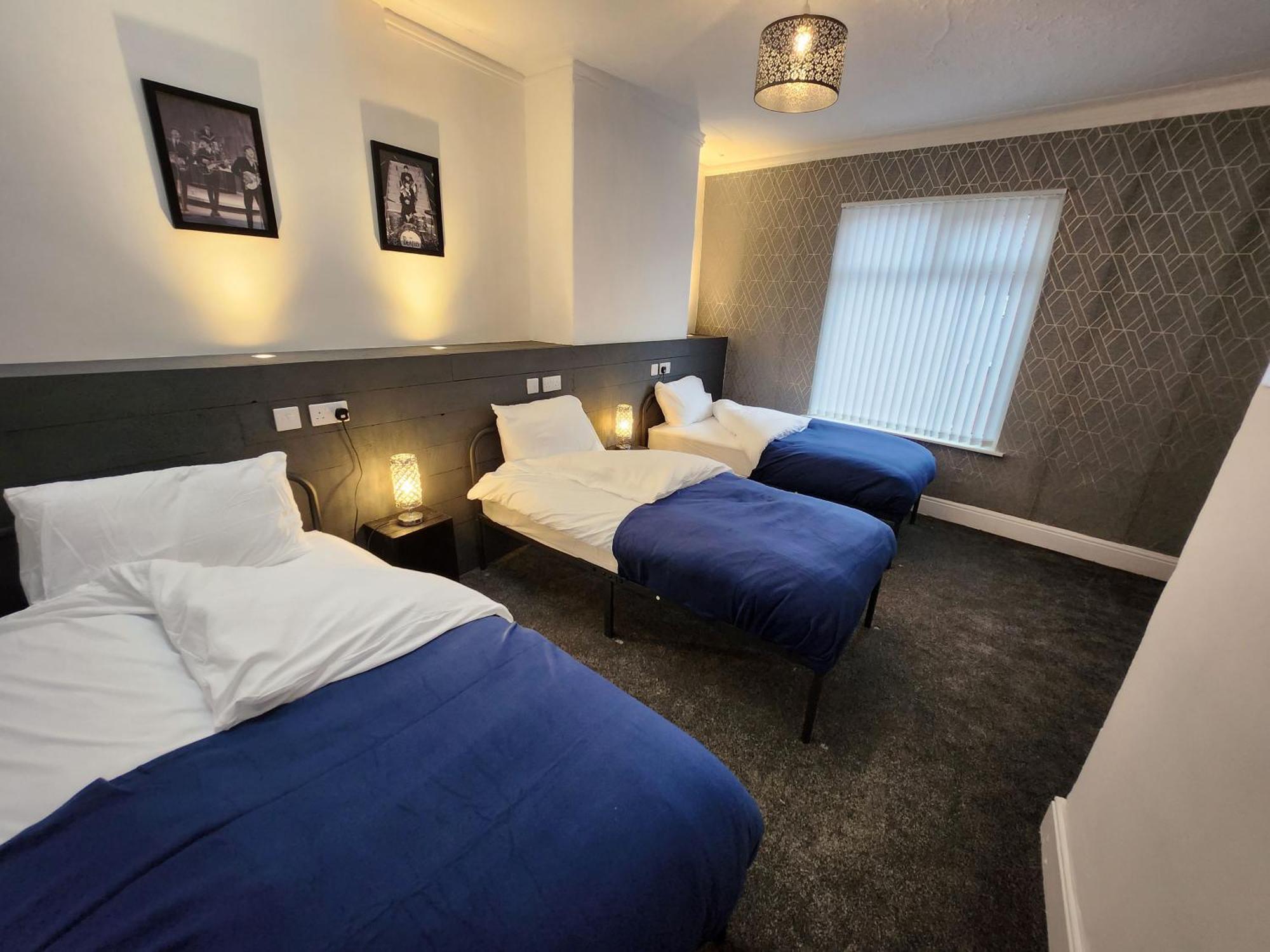Goodison Accommodation Liverpool Exterior photo